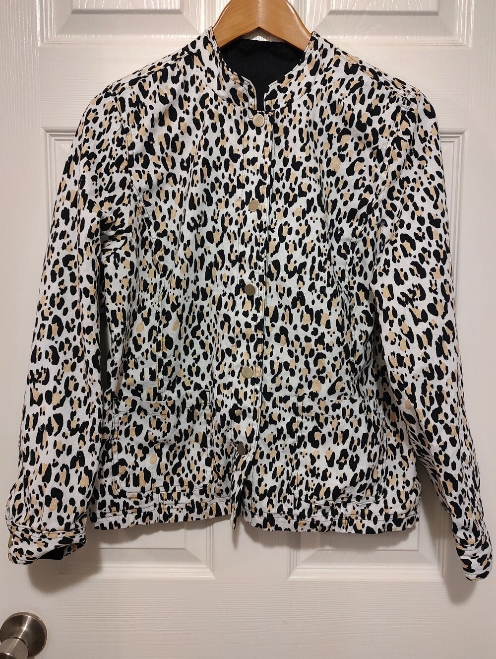 Reversible White Leopard Print Or Black Jacket
